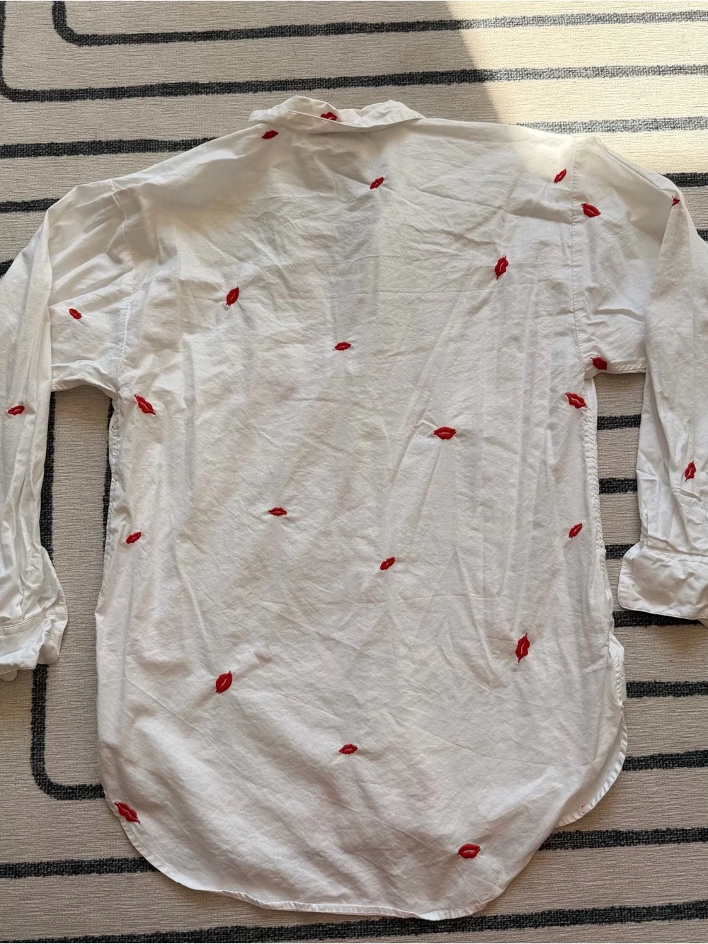 LOFT White Button-Down Shirt with Red Lip Print - Picture 6 of 6